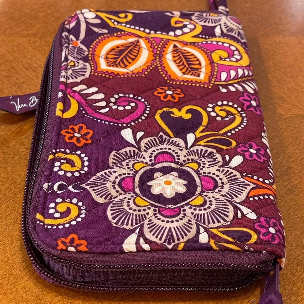 Vera Bradley Convertible Wallet/Wristlet Safari Sunset - Picture 3 of 9